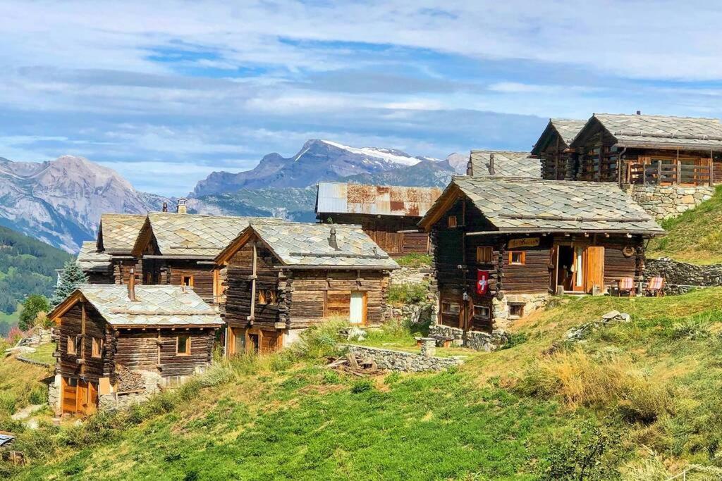 Appartement "Le Ver Luisant" A Saint-Martin, Val D'Herens, Valais Exterior photo